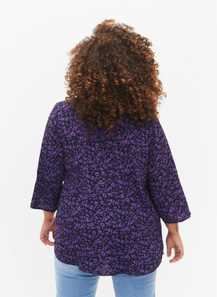 Zizzifashion Blouse in viscose with 3/4 sleeves, Purple Leo AOP, Model image number 1