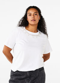 T-shirt with round neck and rhinestones, Bright White, Model