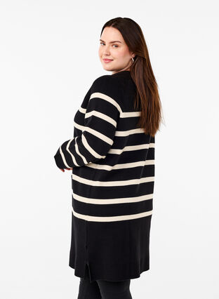 Zizzifashion Knitted dress with a round neck and slit, Black Birch Stripes, Model image number 1