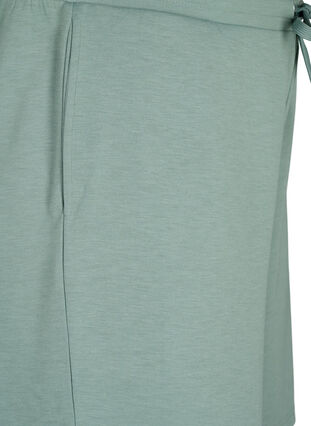 Zizzifashion Shorts made of modal mix with pockets, Chinois Green, Packshot image number 3