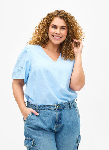 Zizzifashion Short sleeve viscose blouse with embroidery, Chambray Blue, Model image number 0