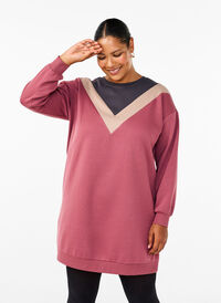 Long sweatshirt with colourblock, Rose B. Color Block, Model