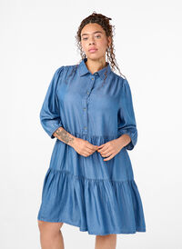 Denim dress in TENCEL™ Lyocell with 3/4 sleeves, Blue Denim, Model