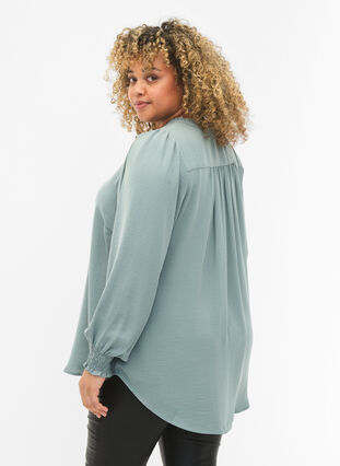 Zizzifashion Blouse with smock and v-neckline, Chinois Green, Model image number 1