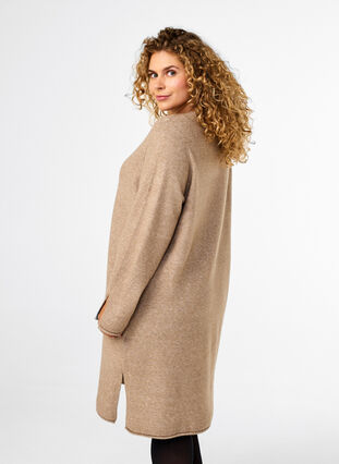 Zizzifashion Knitted dress with a round neck and slit, Desert Taupe Mel., Model image number 1