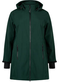 Softshell jacket with detachable hood