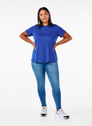 Zizzifashion Basic cotton T-shirt with round neck, Sodalite Blue, Model image number 2