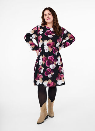 Zizzifashion Viscose dress with print and long sleeves, Black Pink FlowerAOP, Model image number 2