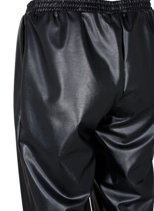 Zizzifashion Faux leather trousers with pockets, Black, Packshot image number 3