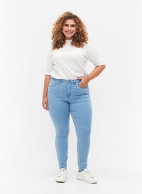 Super slim Amy jeans with high waist, Ex Lt Blue, Model