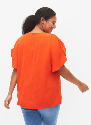 Zizzifashion Short-sleeved blouse with wrinkles, Orange.com, Model image number 1