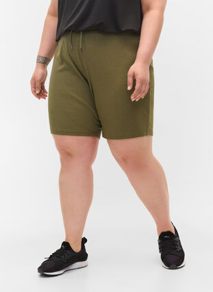 Zizzifashion Loose shorts with ribbed texture, Ivy Green, Model image number 2