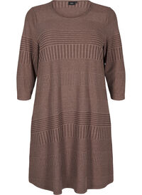 Dress with 3/4 sleeves and striped pattern