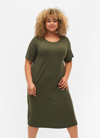 Viscose rib midi dress with short sleeves, Thyme, Model