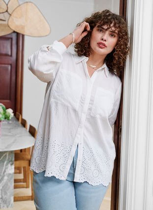 Zizzifashion Viscose shirt with broderie anglaise, Bright White, Image image number 0