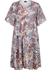 Short sleeve viscose dress in a paisley print