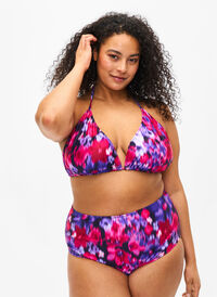 Bikini bottom with print and high waist, Pink Flower AOP, Model