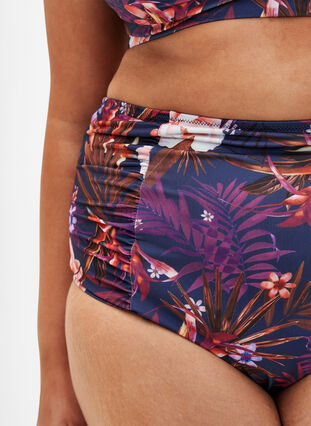 Zizzifashion High-waisted floral bikini bottoms, Purple Flower, Model image number 2