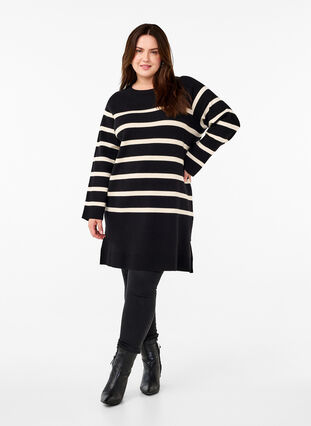 Zizzifashion Knitted dress with a round neck and slit, Black Birch Stripes, Model image number 2