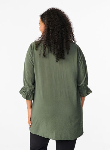 Zizzifashion Long viscose shirt with lace detail, Thyme, Model image number 1