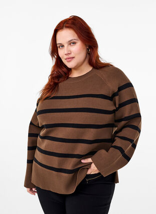 Zizzifashion Striped knitted blouse with round neck, Carafe w. black , Model image number 0