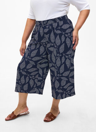 Zizzifashion Culotte trousers with print, Navy B. w. Dot Leaf, Model image number 2