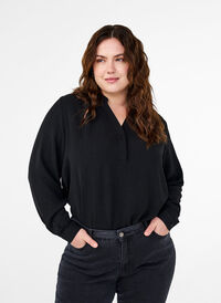Long-sleeved shirt blouse with V-neck, Black, Model