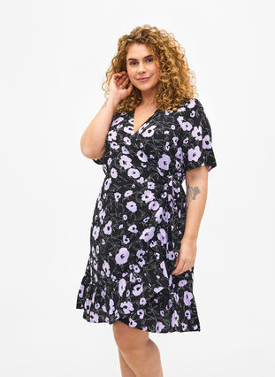 Zizzifashion Printed wrap dress with short sleeves, Black Flower AOP, Model image number 0