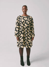 Long-sleeved dress with print, , Model