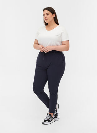 Zizzifashion Cropped Maddison trousers, Night Sky, Model image number 0