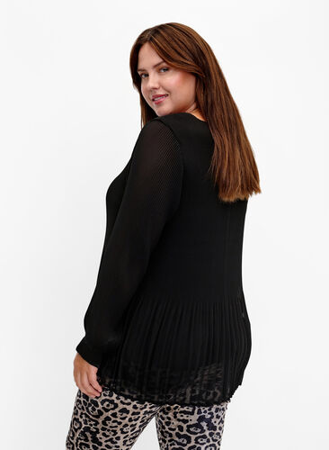 Zizzifashion Long sleeve pleated blouse with V-neck, Black, Model image number 1