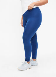 Basic viscose leggings, Monaco Blue, Model