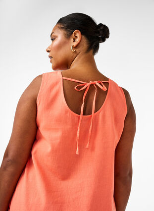 Zizzifashion Sleeveless cotton blend dress with linen, Living Coral, Model image number 3