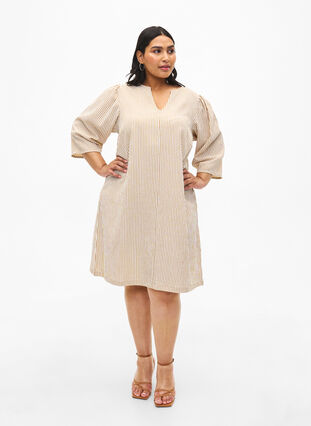 Zizzifashion Striped dress with 3/4 sleeves, Camel Stripe, Model image number 2