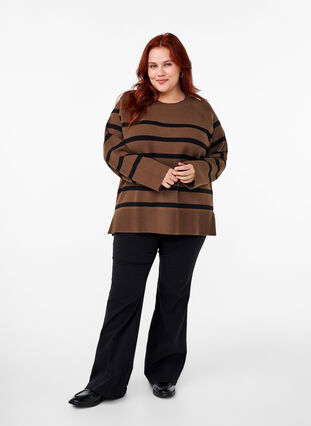 Zizzifashion Striped knitted blouse with round neck, Carafe w. black , Model image number 2