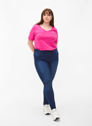 Zizzifashion Solid-coloured basic cotton T-shirt, Raspberry Rose, Model image number 2