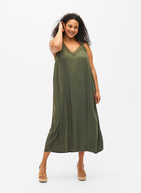 Midi-length strap dress in viscose with lace, Thyme, Model