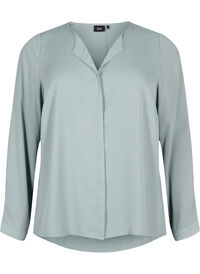 Solid colour shirt with v-neck
