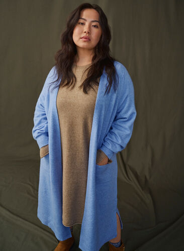 Zizzifashion Knitted dress with a round neck and slit, Desert Taupe Mel., Image image number 0