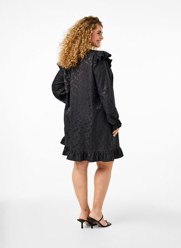 Zizzifashion Jacquard dress with long sleeves and ruffle detail, Black, Model image number 1