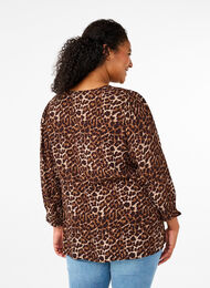 Leopard print blouse with 3/4 sleeves, Leo AOP, Model